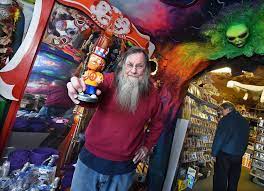 Cromwell ct recently sold homes. Wild Bill S Nostalgia Shop In Middletown To Close The Connecticut Story Connecticutmag Com