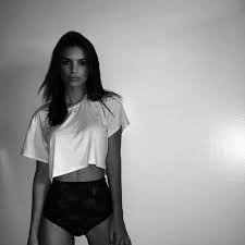 Fotografii Na Stene Soobshestva 5 376 Fotografij Emily Ratajkowski Fashion Insta Fashion