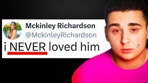 Lacy Mckinley's Instagram, Twitter & Facebook