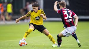 First team to score should be borussia dortmund, with 69.25% chances. Testspiel Bvb Bezwingt Den Fc Bologna Reyna Und Co Ballern Sich Fur Wehen Wiesbaden Warm Eurosport