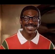 Iconic halftime performer Rong “Krystal” Niu, better known by her stage  name Red Panda, took a spill less than a minute into her halftime  performance at the WNBA Commissioner's Cup between the