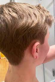 haare selber schneiden fur anfanger mit diesen tipps klappt es bestimmt moms blog der praktische familienblog in 2021 haare schneiden manner haare schneiden anleitung manner haare schneiden anleitung