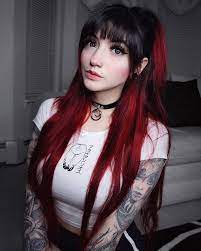 Usa Emo Scene Gothic Punk Music Coloredbeauties Crazycolours Haircoloring Hairgoals Alternative Hair Goth Cute Gir Girl Tattoos Inked Girls Girl