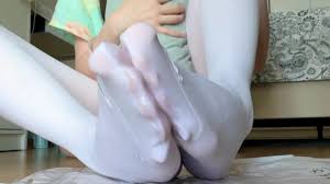 Sweet Potato Kid in Cheongsam, Thick White Stockings, Lubricant, Foot  Massager, Showing Off Feet -AVJB