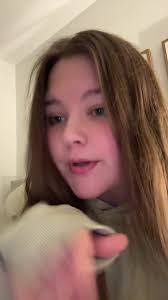 Emily Swartz's Instagram, Twitter & Facebook