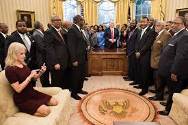 Kellyanne conway — arrogant, boastful and lying all at the same time. Kellyanne Conway Kneeling On Couch At Oval Office Sparks Outrage On Social Media