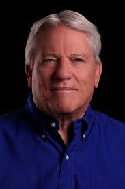 Mike Hennessy's Instagram, Twitter & Facebook