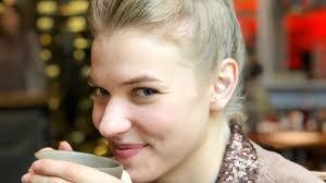 Miriam Taylor's Instagram, Twitter & Facebook