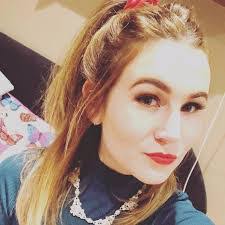 Molly Watt's Instagram, Twitter & Facebook