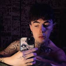 𝓣𝓪𝔂𝓵𝓸𝓻 𝓭𝓸 𝓒𝓸𝓾𝓽𝓸 (@taylordocouto) • Instagram photos and videos