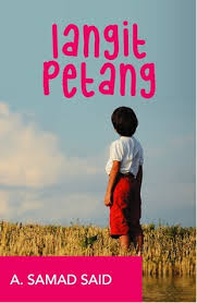 Pada mei 1976, beliau dinamakan oleh komuniti kesusasteraan malaysia dan banyak ahli bahasa negara sebagai pejuang sastera dalam dekad berikut, di anugerah penulis s.e.a. Langit Petang By A Samad Said