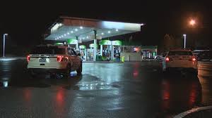 Check spelling or type a new query. Stringer News On Twitter Holtsville Ny Suffolk Police Are Investigating An Armed Robbery At The Bp Gas Station On The N Service Rd Near Exit 62 Early This Morning The Man Got
