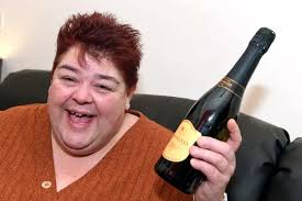 Christmas comes early for Grimsby bingo player as she scoops huge national  top prize