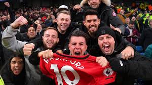 Sky correspondent frazer maude said at no point in the afternoon had there been any sign of the. Football News Manchester United Urge Fans To Stay Away From Stadiums Eurosport