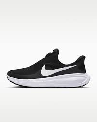 Nike Revolution 8