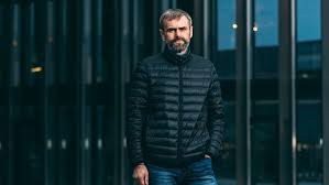 Zakládám hnutí přísaha a chci se ucházet o vaše hlasy v podzimních. Slachta Zahajil Kampan Hnuti Prisaha Je Proti Prijeti Eura I Kvotam U Migrantu Aktualne Cz