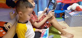 So after actually opening roblox there are two components that are needed to hack into this game. 10 Roblox Settings You Need To Double Check To Safeguard Your Child S Privacy Smartphones Gadget Hacks