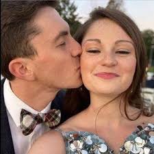 Sarah Ettinger and Lucas Taub's Wedding Registry