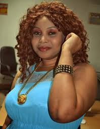 Mwanaume mmoja amekamatwa jijini madrid akishukiwa kuchukua video za uchi za wanawake zaidi ya 550 kinyume cha sheria. Shilole Akiwa Uchi Wa Mnyama