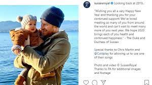 Prinz harry (36) und herzogin meghan (39) genießen ihr familienglück. Archie Prinz Harrys Sohn Wird Zum Trendsetter Stern De