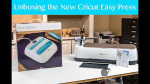 Review And How To Use The New Cricut Easy Press Heat Press Video Tutorial Cricut Easy Press Easy Press Cricut