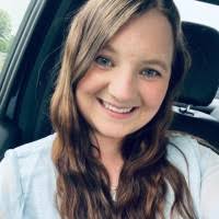 Kristen Showalter's Instagram, Twitter & Facebook