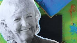 Lori Pappas's Instagram, Twitter & Facebook