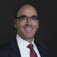 80+ perfiles de «Greth»