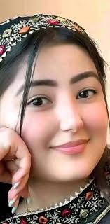 𝗦𝗲𝗻𝗱𝗶𝗻𝗴. 𝗦𝗺𝗶𝗹𝗲𝘀 ♥️ 𝗢𝗻 𝗬𝗼𝘂𝗿 𝗪𝗮𝘆 𝗙𝗼𝗿 𝗔 𝗛𝗮𝗽𝗽𝘆  𝗪𝗲𝗲𝗸𝗲𝗻𝗱 ❤️