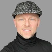 40+ "Daniel Bruder" profiles