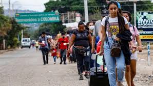 Como consecuencia, los transeúntes y comerciantes discutieron con autoridades municipales y regionales de brasil acerca del cierre de la frontera con venezuela, que impide que se mantenga abierta la brecha comercial entre ambas naciones. Coronavirus Colombia Extiende Cierre De Fronteras Con Venezuela Hasta Septiembre Covid 19 Ivan Duque Nicolas Maduro Nndc Mundo Gestion