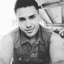 Profile for Manolo Saenz