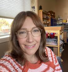 ETA: Thank you, Riverside, for your kind responses and reactions! I'm so  happy and lucky to live in such a supportive community. Please feel free to  spread the news to your circles.