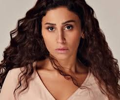 فالممثلة المصرية تحرص على التواجد في شهر الصوم بعمل إجتماعي. ÙƒØ´ÙØª ØµØ¯Ø±Ù‡Ø§ ÙƒØ§Ù…Ù„Ø§ Ø¯ÙŠÙ†Ø§ Ø§Ù„Ø´Ø±Ø¨ÙŠÙ†ÙŠ ØªØ«ÙŠØ± Ø¶Ø¬Ø© Ø¨Ø¥Ø·Ù„Ø§Ù„Ø© ÙØ§Ø¶Ø­Ø© Ø£Ø­Ø¯Ø§Ø« Ù†Øª