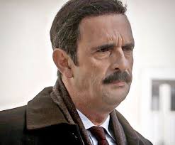 Απέκτησε το προσωνύμιο γέρος του μοριά. Lewnidas Kakoyrhs O Doykas Sebastos Metamorfw8hke Se Kolokotrwnh In Gr