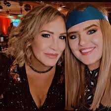 Happy birthday to you Mum 🌙 ❤️ Love you x @saraleepower