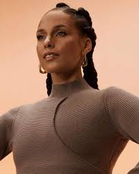 💥🇱🇷Today is my birthday hope I get some love here💥🇱🇷💕