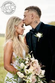 Kane brown is well known for collaborating with artists from countless genres, and now the country brown married his wife in october of last year. Kane Brown Is Married Country Star Weds Katelyn Jae See The Photo Kane Brown Brown Wedding Dress Wedding Hairstyles