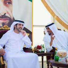 ولي عهد دبي يشارك قبيلة الكتبي أفراحهم دبي في 21 مارس وام شارك سمو الشيخ حمدان بن محمد بن راشد آل مكتوم ولي عهد دبي قبيلة الكتب Sheikh Mohammed Prince Dubai