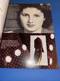 Kerry Terry Auctions Passion For Fashion Dec 12 2006 Textiles/Buttons Q