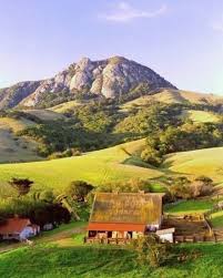 Bishop Peak Trail San Luis Obispo Ca Mail Pouch Barn Below Bishop S Peak Hangs In Our House Halfway Up Our Staircase Susie Gets A Ta San Luis Obispo San Luis Obispo County California Adventure