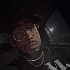 DiSheona M and Thomas M's Wedding Website