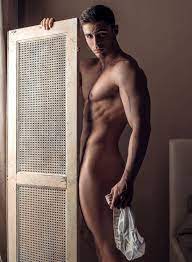 Handsome male models nude -2- NSFW – Gay Side of Life