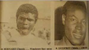 Mr Samuel Chipo writes: Godfrey "Ucar" Chitalu and Bernard "Bomber" Chanda  were great players that were not meant to play in the same team together.  Either man was built to carry the