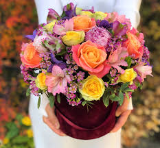 Send colorful fall flower arrangements of vibrant blooms. Mixed Flowers Arrangement Vilniusflowers