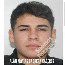 El de la izquierda es Alan Cabrera de 20 años, quien asesinó de 6 puñaladas  al de la derecha, Thiago Britez de 15 años.!😭 El ataque ocurrió tras una  fiesta de 15