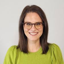 Amazon.com: EMMA HAMLIN: books, biography, latest update