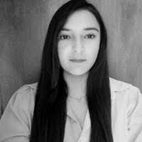 Arianna Leon's Instagram, Twitter & Facebook