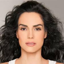 Watch Rica Famosa Latina (2014) TV Series Free Online