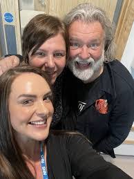 Kari Campbell's Instagram, Twitter & Facebook